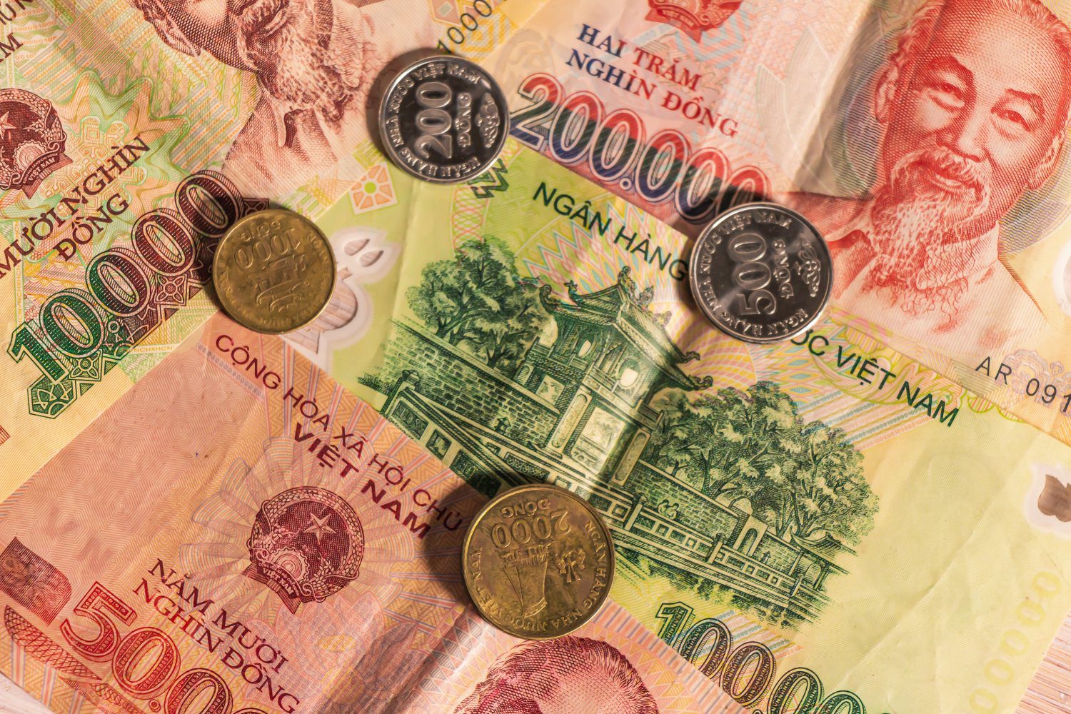 A Complete Guide to Vietnam Currency Exchange