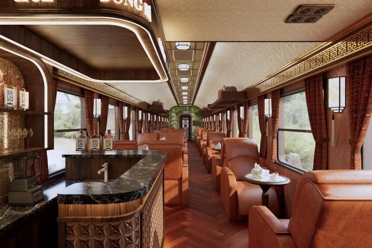 Hue - Phong Nha Tourist Train to Launch in Late August, Connecting Two UNESCO World Heritage Sites 2 VIP carriage