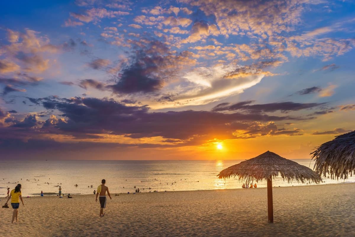 Dung Village is located near Dong Hoi city centre and Nhat Le Beach, making it convenient for travellers to combine their visit with other destinations in the area.